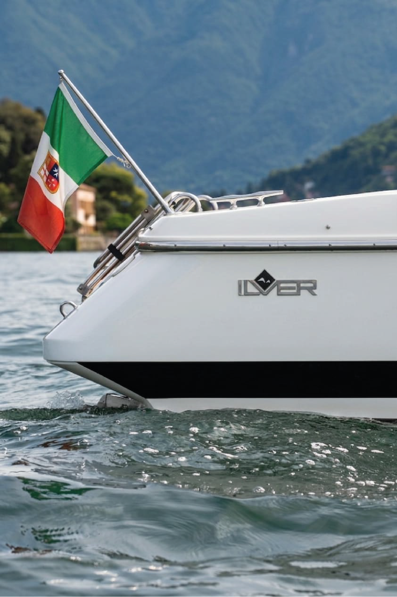 Iconic Villas — private charter on Lake Como